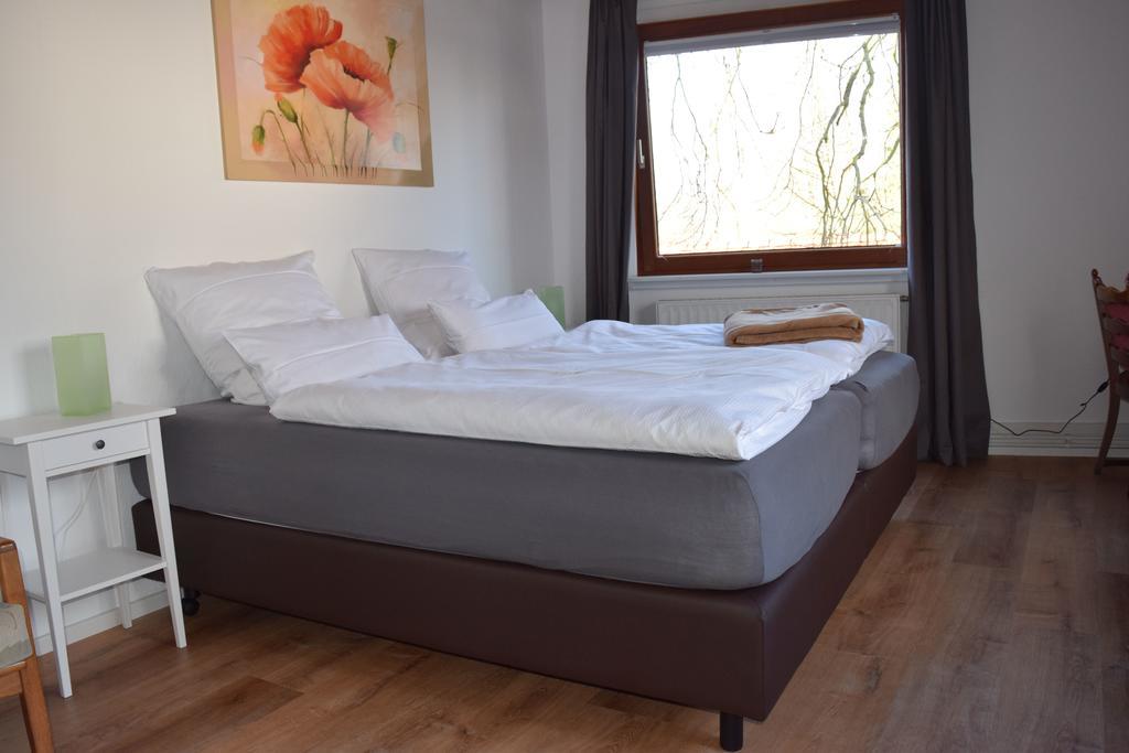 Henne-Apartment Messe Hannover Bagian luar foto