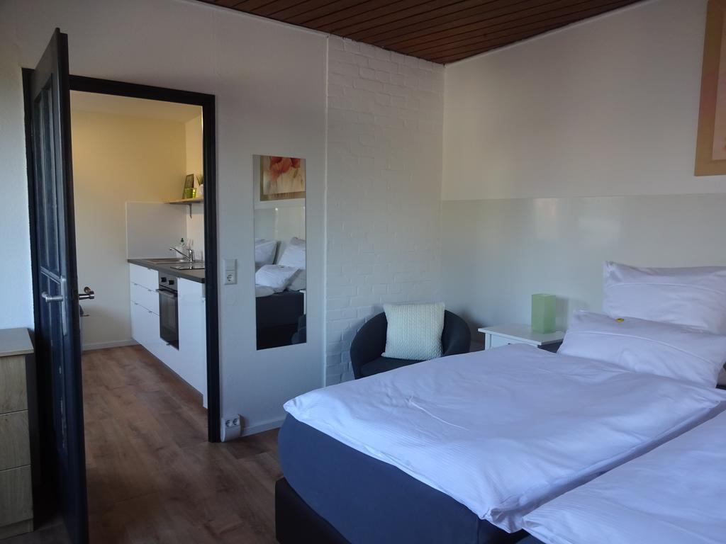Henne-Apartment Messe Hannover Bagian luar foto